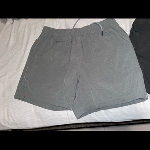 NWOT, Mens Chubbies, size large, 5.5” inseam